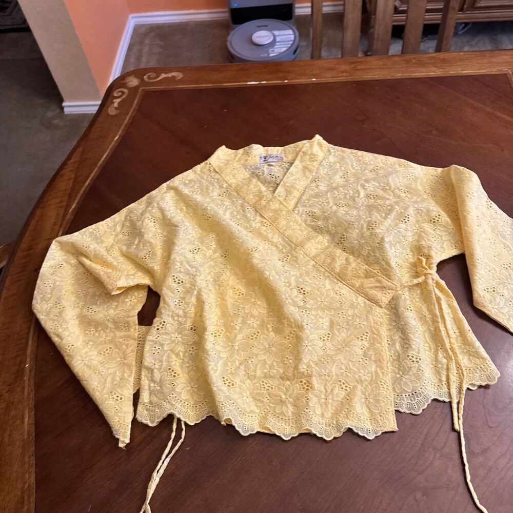 Unbranded Eyelet Tie Blouse Size xL